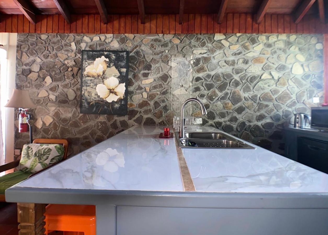 Stonetrail Ξενοδοχείο Arnos Vale Εξωτερικό φωτογραφία